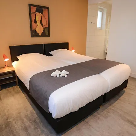 Tatil Evi Razende Bol *